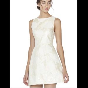 Alice + Olivia Mea Lantern Dress cream